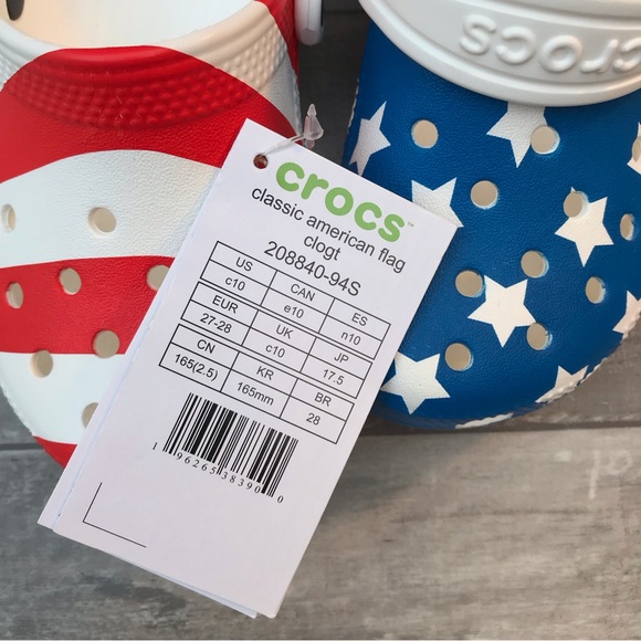 Crocs Classic American Flag Clog - Picture 15 of 16